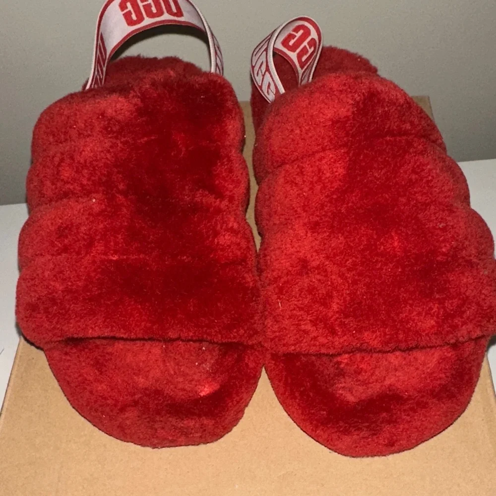 UGG Kids Red Plush Slide Sandals with Branded Heel Strap